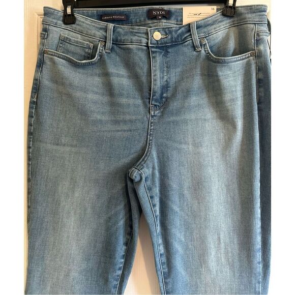 NYDJ Barbara Bootcut Lift & Tuck Jeans Size 16 - Picture 2 of 8